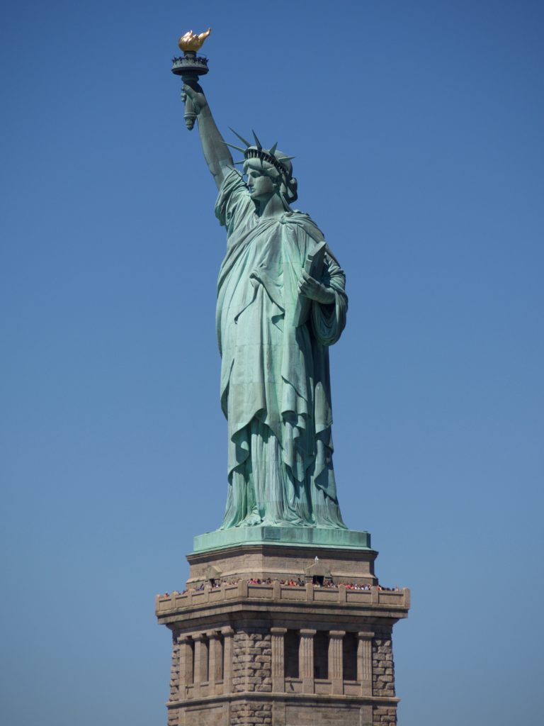 5 Awesome Things to do in NYC with Kids. The Statue of Liberty. Family Travel. Globetrotting Mommy