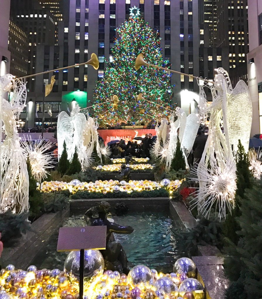 10 best New York City holiday activities for families