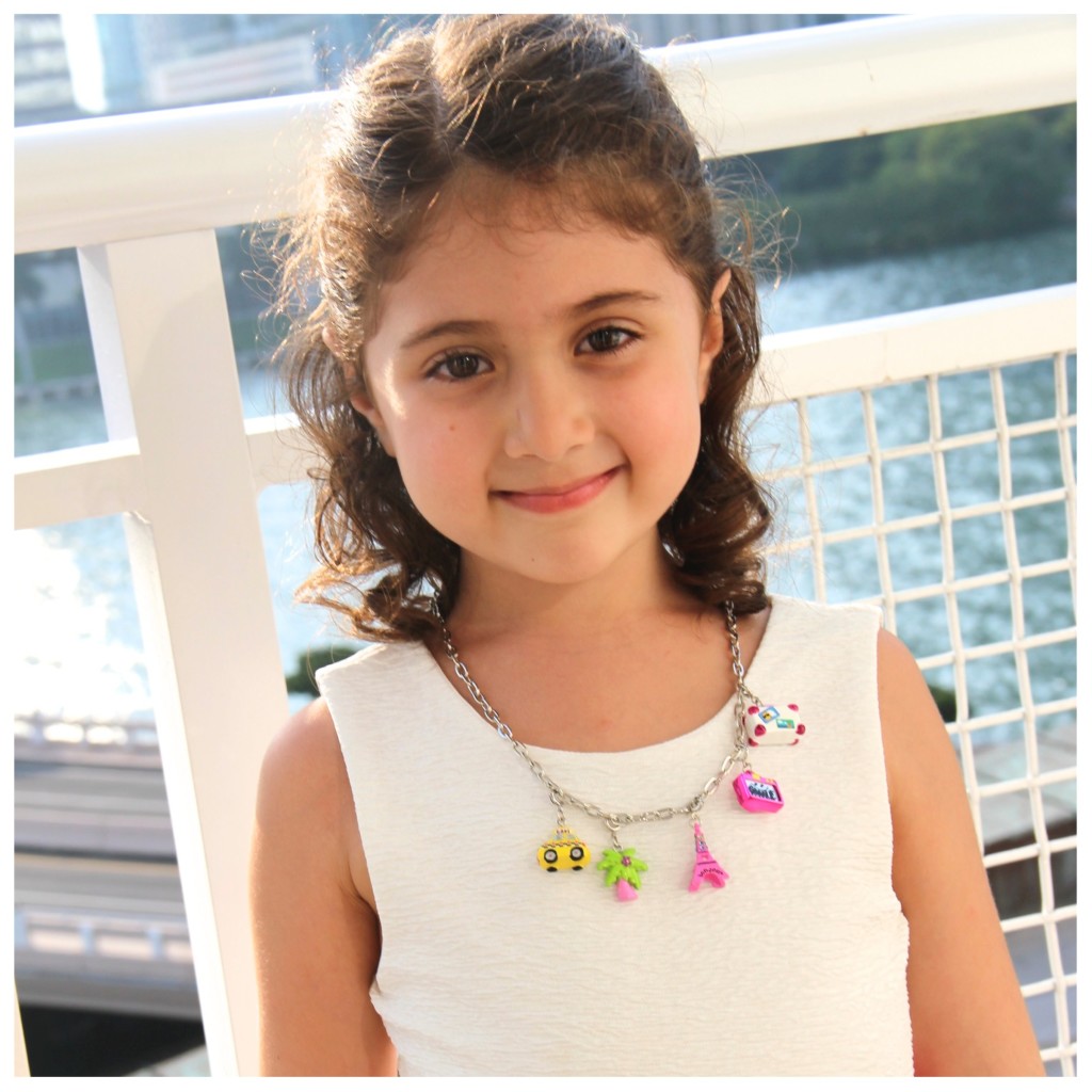 CHARM IT!, CHARM IT! Giveaway, Girls, Gift, Jewelry, Charm bracelet, great gift, kids