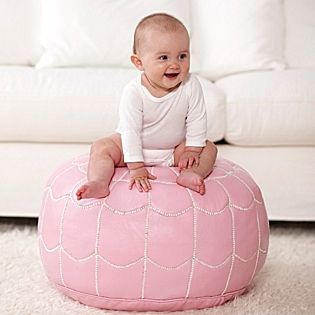 Globetrotting Mommy - Pink Moroccan Pouf